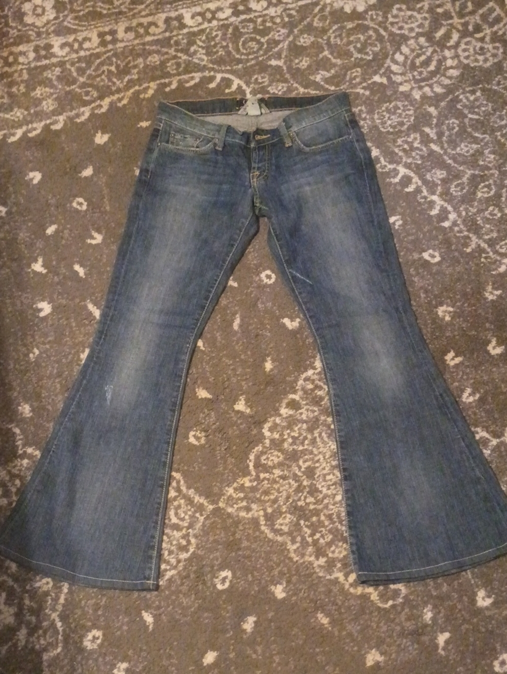 Lucky Brand Women's Blue Flare Jeans - Vintage 2008